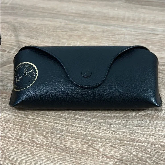 Ray-Ban Black and Gold Club master polarized Sunglasses with Case - Picture 4 of 5